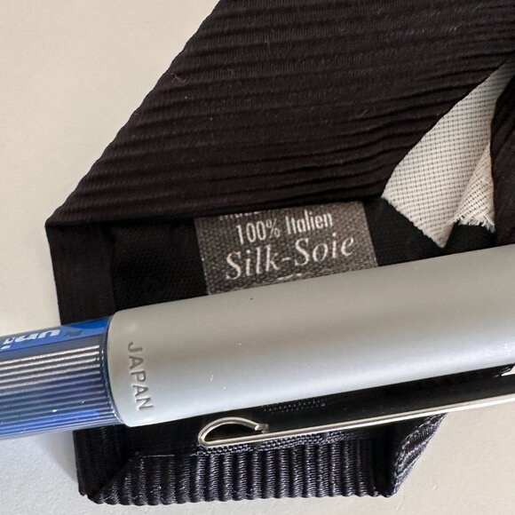 Men’s Black Silk Textured Neck Tie - Black - Picture 2 of 4